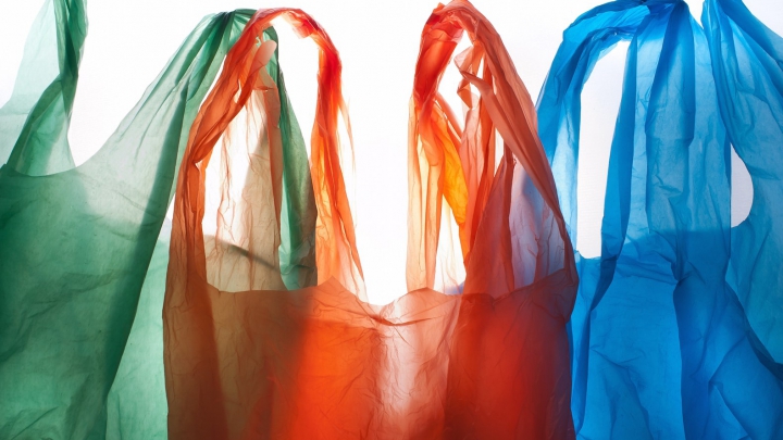 MOTIVUL ŞOCANT pentru care un bărbat nu are voie să deţină în casă pungi de plastic