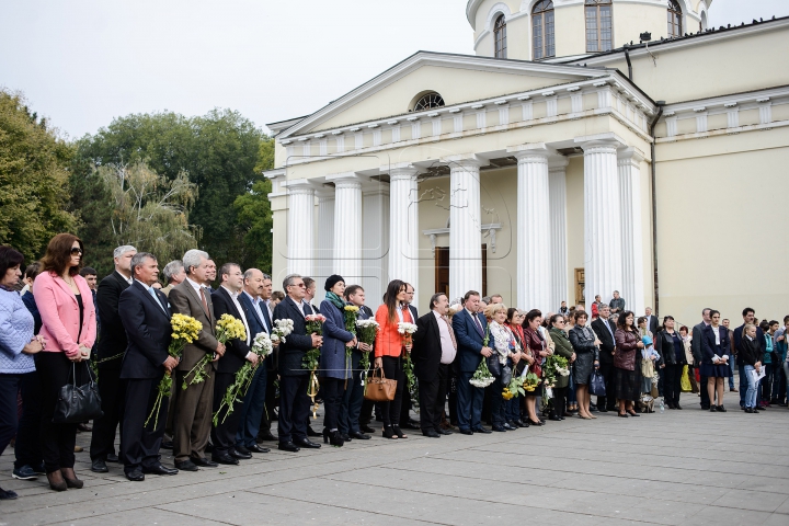 Inaugurare mult aşteptată! Monumentul celor trei martiri a reapărut în centrul Capitalei (FOTOREPORT)