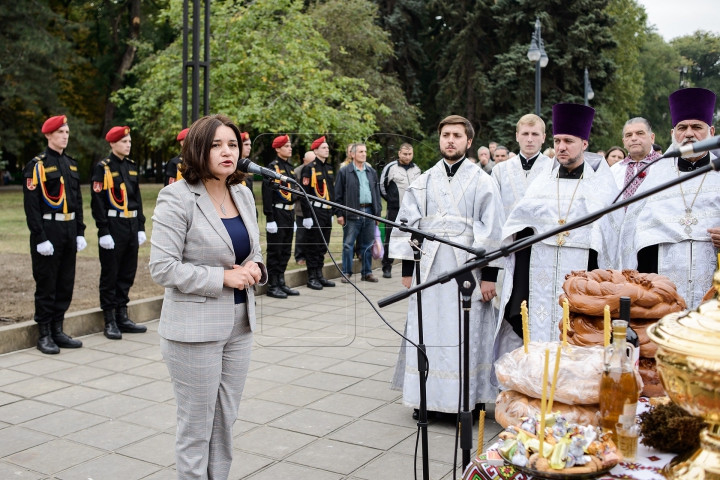 Inaugurare mult aşteptată! Monumentul celor trei martiri a reapărut în centrul Capitalei (FOTOREPORT)