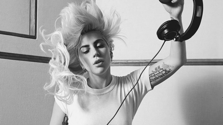 Lady Gaga lansează un nou album, după o pauză de trei ani