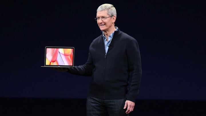 Tim Cook, optimist în privinţa următorul MacBook: "Fanii Apple vor fi plăcut surprinşi"