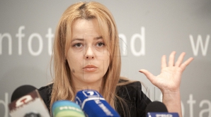 Avocata Ana Ursachi, ACUZATĂ DE OMOR, susținută de "DA" și membrii formațiunii "Partidul Nostru"