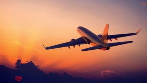 Pasagerii unui avion, ÎNSPĂIMÂNTAŢI. E nebunie curată ce a făcut un turist care zbura în Turcia (VIDEO)