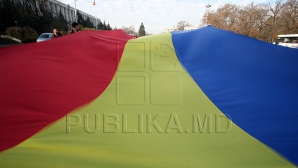 INCIDENTE la mitingul pentru unirea Basarabiei cu România (VIDEO)