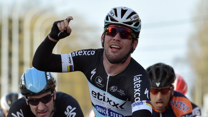 Mark Cavendish a câştigat etapa a 2-a a Turului Abu Dhabi. Britanicul a îmbrăcat tricoul roşu