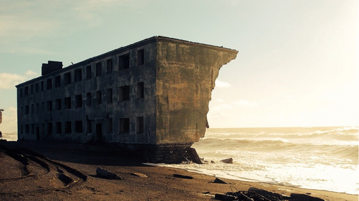 IMPRESIONANT! Fotografii care demonstrează că natura poate învinge civilizaţia (FOTO)