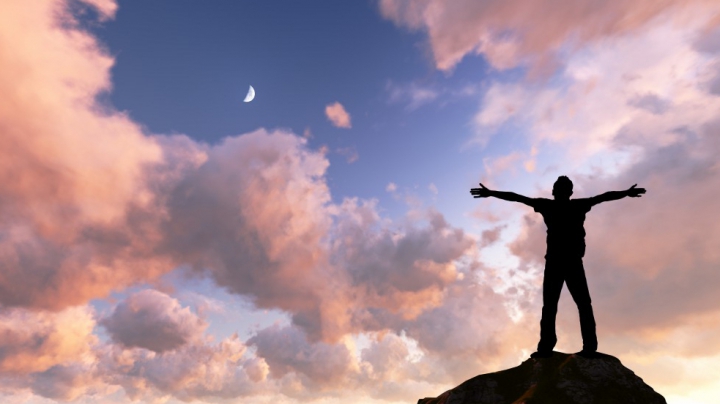 Sfaturile bărbatului care s-a pensionat la 34 de ani, despre CUM SĂ FACI BANI: "Aruncă-ţi televizorul"