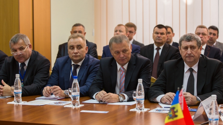 Oficialii din Moldova şi Belarus îndeamnă oamenii de afaceri să-şi intensifice colaborarea