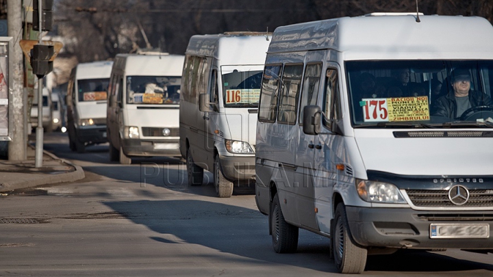 ATENŢIE! O rută de microbuz, ANULATĂ în Chişinău. Modificările din circulaţia transportului public