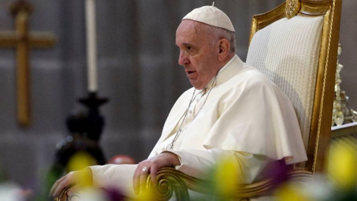 Biserica Catolică interzice împrăştierea cenuşii defuncţilor sau păstrarea urnei funerare în casă