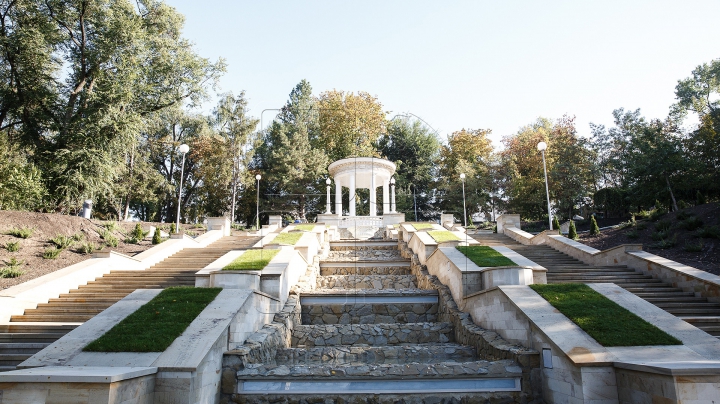 AVANPREMIERĂ la Valea Morilor! Cum arată Scara Cascadelor în ajun de inaugurare  (FOTOREPORT)