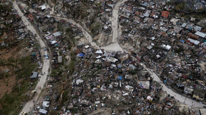 DEZASTRU în Haiti! Uraganul Matthew A UCIS 842 de persoane