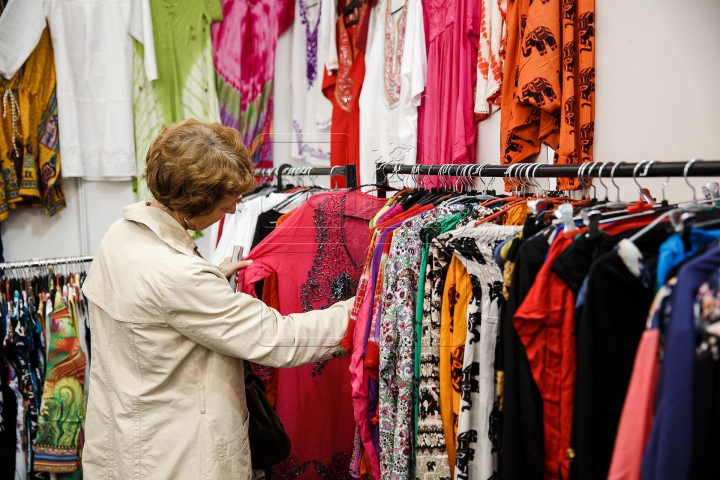 Bazar indian la Chişinău. Ce pot găsit aici iubitorii de cultură orientală (FOTOREPORT)