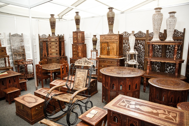 Bazar indian la Chişinău. Ce pot găsit aici iubitorii de cultură orientală (FOTOREPORT)