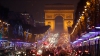 Începe FEERIA SĂRBĂTORILOR de iarnă. Champs Elysee s-a transformat într-un spectacol de lumini