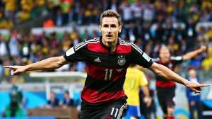 Miroslav Klose şi-a încheiat cariera de fotbalist. Ce planuri are sportivul