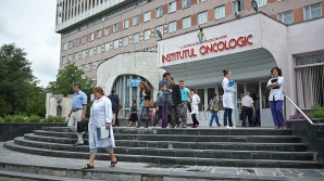 Dispozitivele medicale de la Institutul Oncologic, sterilizate. Proiectul este finanţat de Guvernul Japoniei