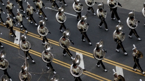 Pregătirile pentru Ziua Recunoștinței sunt în toi! Zeci de vedete au făcut ultimele repetiții pentru paradă