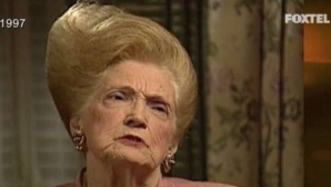 MAMA lui Donald TRUMP, în centrul atenţiei pe internet. Vezi cu cine o compară utilizatorii (FOTO)