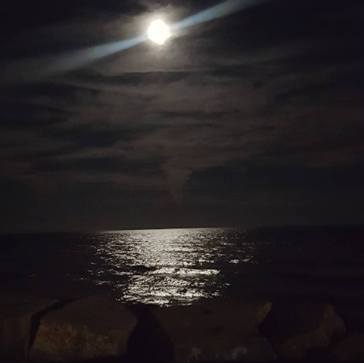 FANTASTIC! Super Luna, surprinsă din mai multe colţuri ale lumii (GALERIE FOTO)