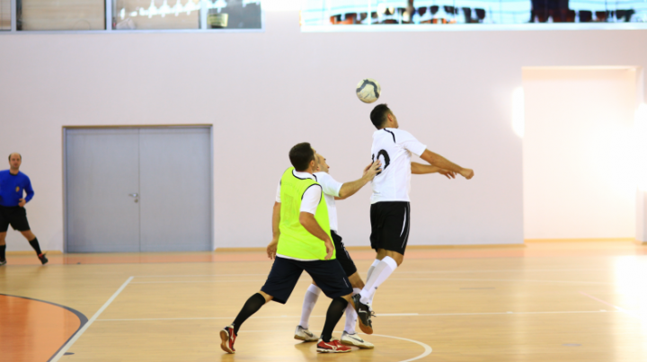 PREMIERĂ! Meci amical de minifotbal între echipa MAI și cele ale Ambasadelor. Cine s-a calificat în finală (FOTO)