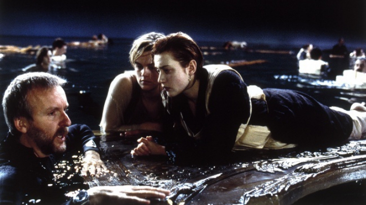 Fotografii din spatele filmărilor celebrului film Titanic (FOTO)