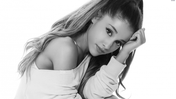 Gala premiilor American Music Award: Ariana Grande a plecat acasă cu distincția Artistul Anului