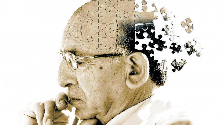 Opt simptome care trădează boala Alzheimer. Sfaturile medicilor