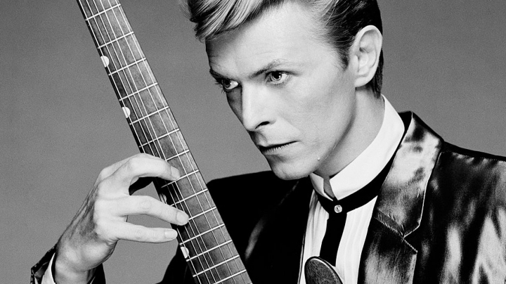 BBC va prezenta un documentar despre David Bowie. Filmul dezvăluie ASPECTE NECUNOSCUTE din viața muzicianului