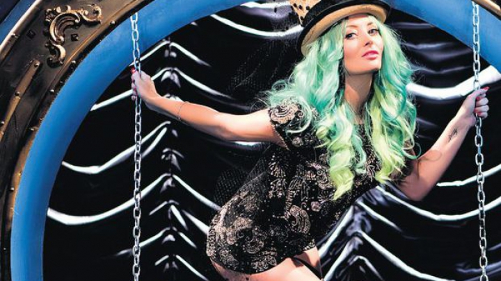 Lovitură pentru Delia! O piesă a interpretei ar putea fi INTERZISĂ la radio şi TV din România (VIDEO)