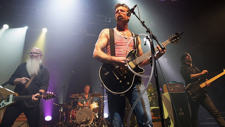 Trupa Eagles of Death Metal va lansa un documentar despre atacurile teroriste din Paris