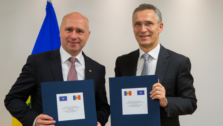 PREMIERĂ pentru Moldova: La Chişinău va fi înfiinţat un Oficiu de Legătură NATO. Declaraţiile premierului Filip