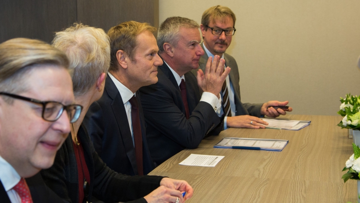 Premierul Pavel Filip s-a întâlnit cu Președintele Consiliului European, Donald Tusk. Ce au discutat oficialii