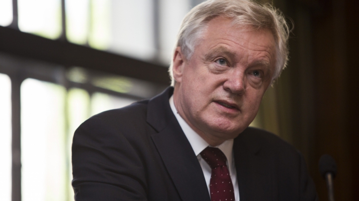 Brexit: Ministrul David Davis anunță că va fi necesar un vot parlamentar înaintea ieșirii din UE