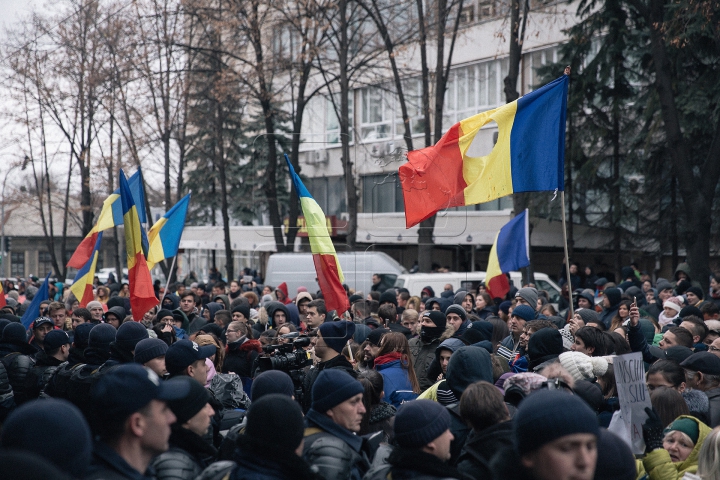 Partidul DA și unioniștii au protestat față de rezultatele alegerilor (FOTOREPORT)