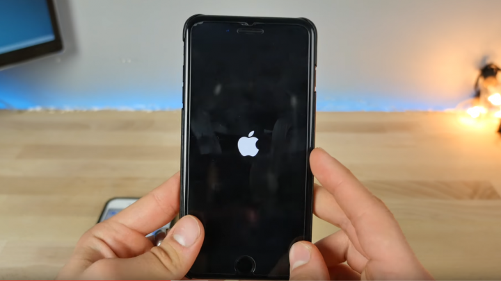 Fiţi precauți! Un clip video care vă poate BLOCA iPhone-ul (VIDEO)