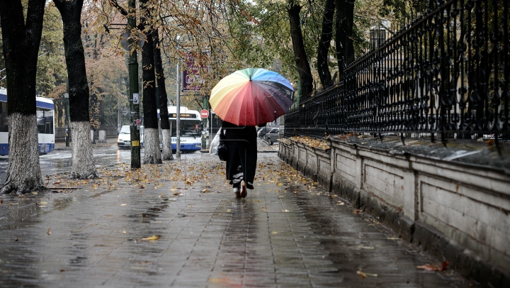 AVERTIZARE de PLOI şi VÂNT PUTERNIC în sud-estul ţării! Raioanele care vor fi afectate (HARTA)