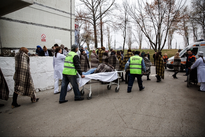 CUTREMUR PUTERNIC în Chișinău. Cât de pregătite sunt autoritățile în caz de dezastru (FOTOREPORT)