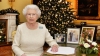 Regina Marii Britanii a decorat mai multe celebrităţi. Cine s-a numărat printre acestea