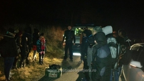Constanța: Grup clandestin de 28 de migranți irakieni INTERCEPTAT de Garda de Coastă (FOTO)