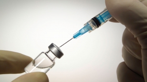 O nouă șansă pentru bolnavii de Alzheimer. Medicamentul ameliorează pierderea memoriei și blochează deficitele motorii