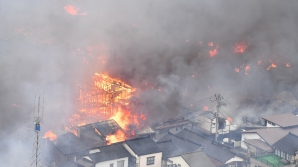 Un incendiu izbucnit într-un restaurant a adus IADUL în Japonia: Peste 140 de case au ars