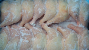 DEZGUSTĂTOR! Produse alimentare cu termenul de valabilitate expirat la câteva întreprinderi din Capitală (VIDEO)