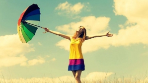 10 curiozități despre FEMEI. Pe unele dintre ele, cu siguranţă nu le ştiai