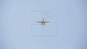 Motivul pentru care avioanele decolează și aterizează cu lumina stinsă