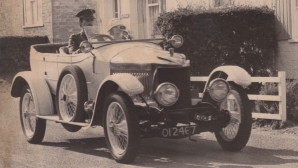 AUTOSTRADA.MD: Prima maşină sportivă din lume a fost vândută! Cât costă bijuteria