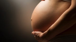 SUPORT EMOŢIONAL: Peste 90 la sută dintre gravide sunt asistate în timpul naşterii. Ce trebuie să ştie tăticii