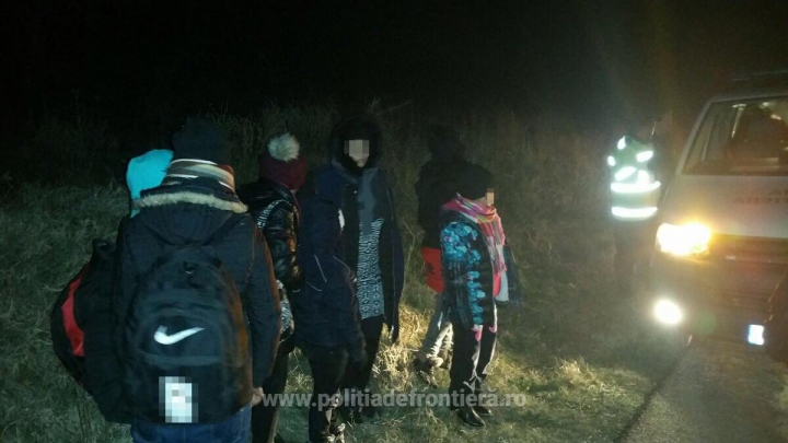 Constanța: Grup clandestin de 28 de migranți irakieni INTERCEPTAT de Garda de Coastă (FOTO)