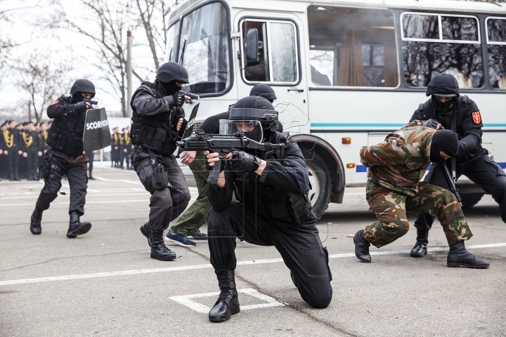 Trupele de Carabinieri au marcat 25 de ani de fondare (FOTOREPORT)