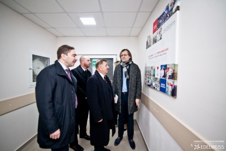 Donație importantă la Institutul Mamei şi Copilului, în urma parteneriatului dintre Fundaţia lui Vlad Plahotniuc şi un ONG din SUA (FOTO)